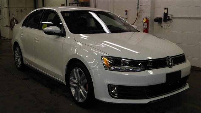 Volkswagen Jetta GLI LE Sedan 4D Unspecified