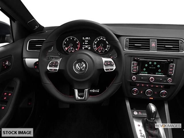 Volkswagen Jetta GLI 2013 photo 1