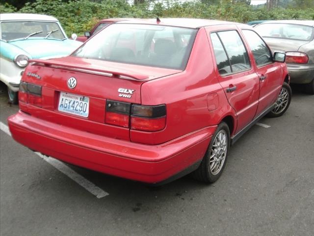 Volkswagen Jetta III HUD Sport Pkg Bose 6 Speed Sedan