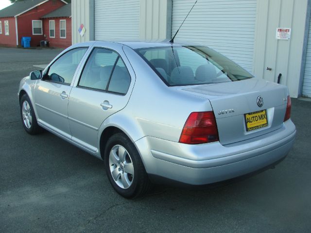 Volkswagen Jetta TDI 2003 photo 13