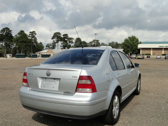 Volkswagen Jetta TDI 2004 photo 4