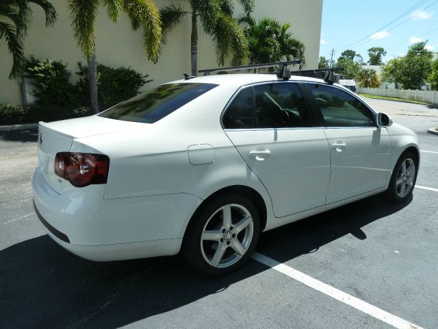 Volkswagen Jetta TDI 2010 photo 3
