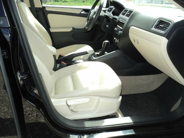 Volkswagen Jetta TDI Unknown Sedan