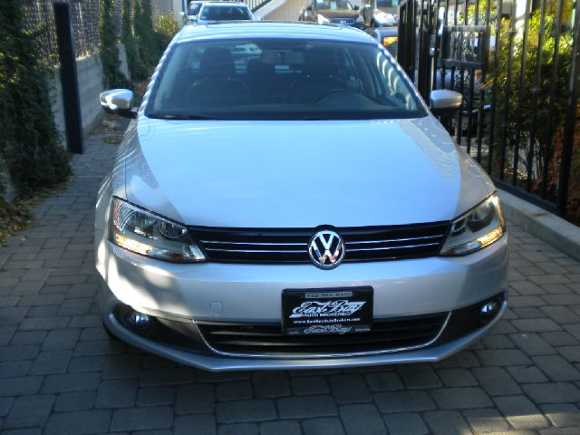 Volkswagen Jetta TDI 2012 photo 2