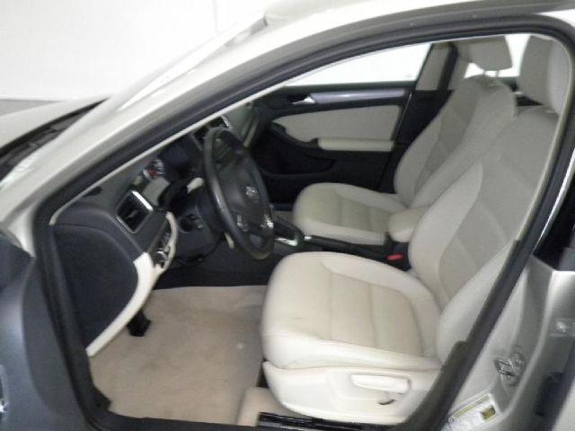 Volkswagen Jetta TDI 2013 photo 2