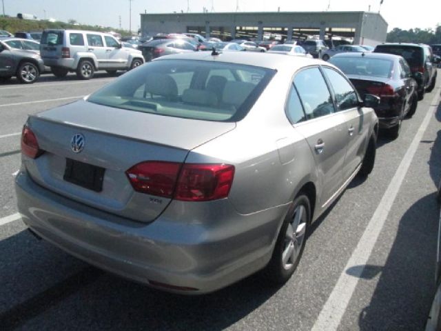 Volkswagen Jetta TDI 2013 photo 4