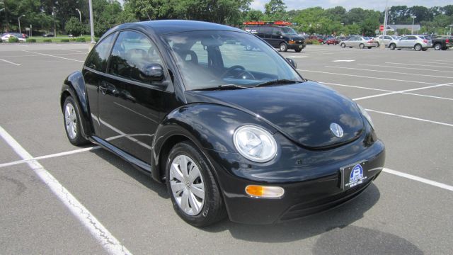 Volkswagen New Beetle 1998 photo 1