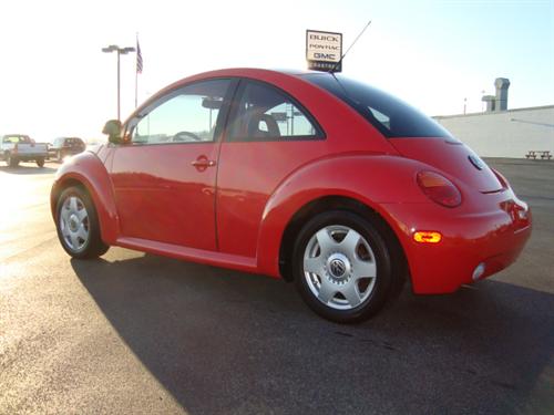Volkswagen New Beetle 1998 photo 3