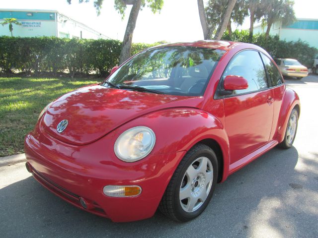 Volkswagen New Beetle 1998 photo 2