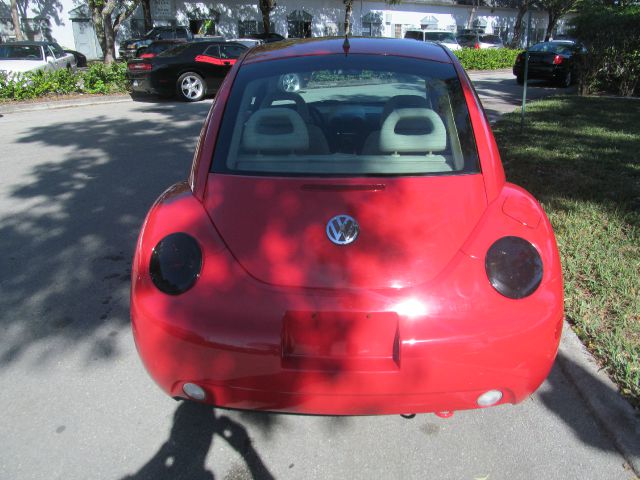 Volkswagen New Beetle 1998 photo 4