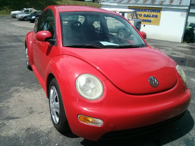 Volkswagen New Beetle 1998 photo 2