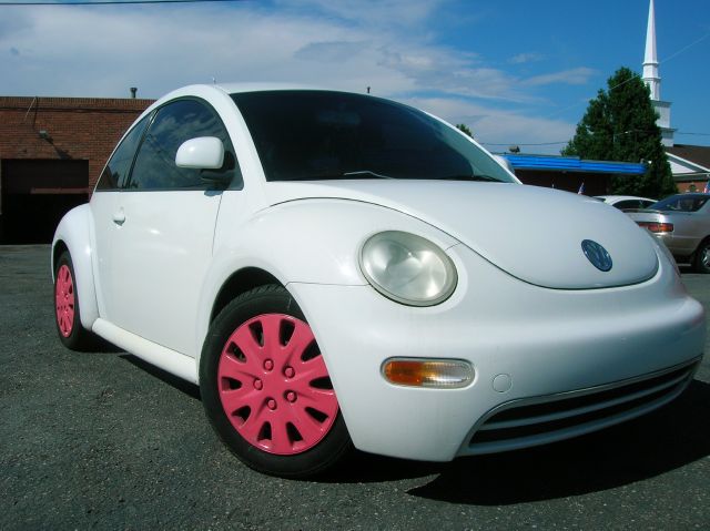 Volkswagen New Beetle 1998 photo 3