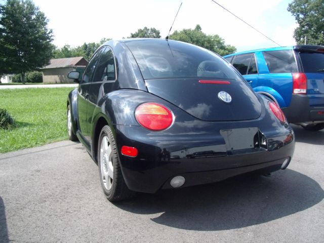 Volkswagen New Beetle 1998 photo 2