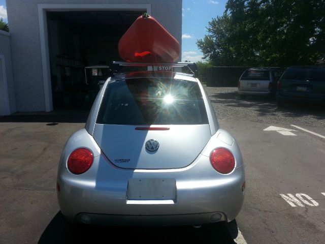 Volkswagen New Beetle 1998 photo 1