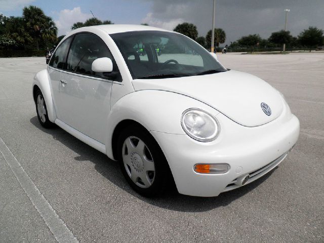 Volkswagen New Beetle 1998 photo 12