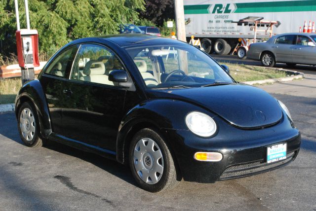 Volkswagen New Beetle 1998 photo 3