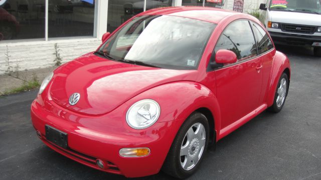Volkswagen New Beetle 1998 photo 1