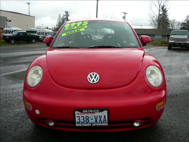 Volkswagen New Beetle 1998 photo 1