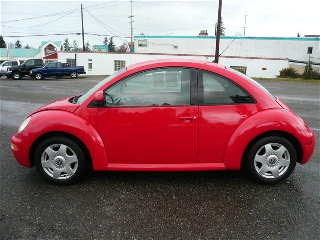 Volkswagen New Beetle 1998 photo 2