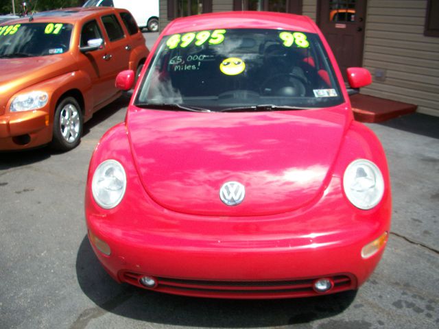 Volkswagen New Beetle 1998 photo 3