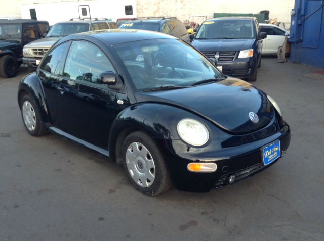 Volkswagen New Beetle 1999 photo 4