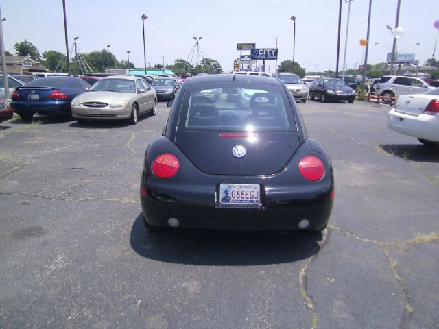 Volkswagen New Beetle 1999 photo 1