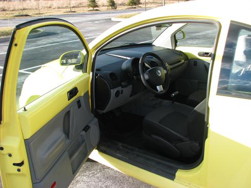 Volkswagen New Beetle 1999 photo 3