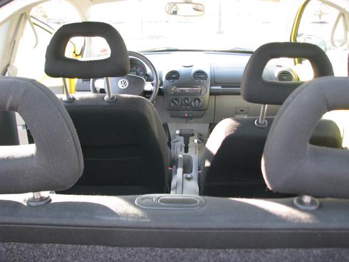 Volkswagen New Beetle 1999 photo 4