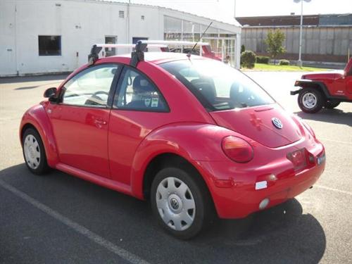 Volkswagen New Beetle 1999 photo 1