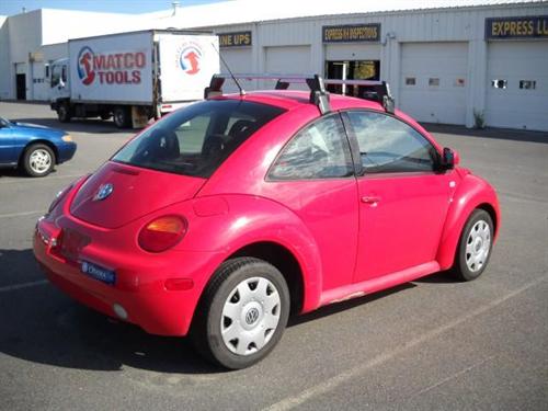Volkswagen New Beetle 1999 photo 2