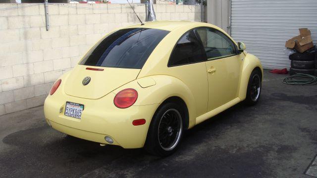 Volkswagen New Beetle 1999 photo 4