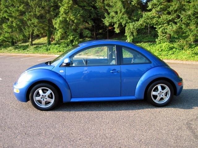 Volkswagen New Beetle 1999 photo 2