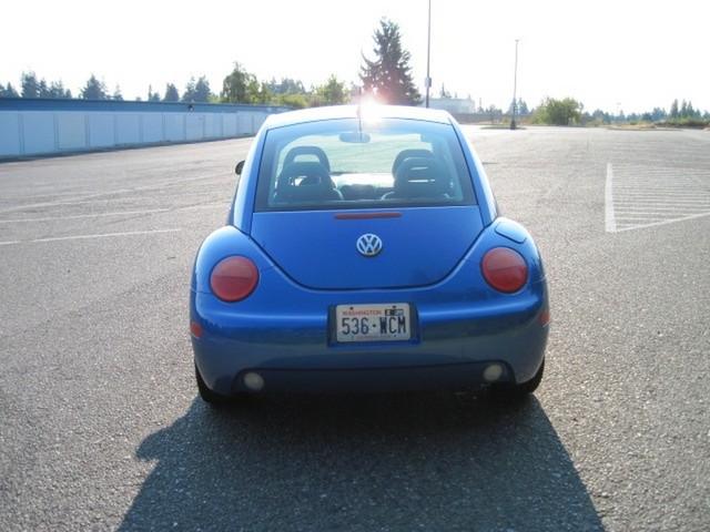 Volkswagen New Beetle 1999 photo 4