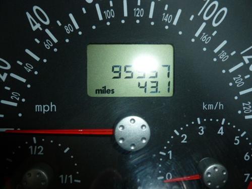 Volkswagen New Beetle FWD 4dr Sport Other