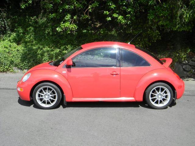 Volkswagen New Beetle 1999 photo 1