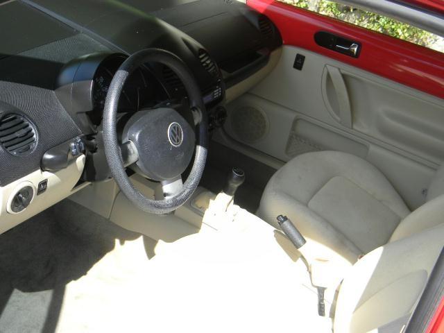 Volkswagen New Beetle 1999 photo 5