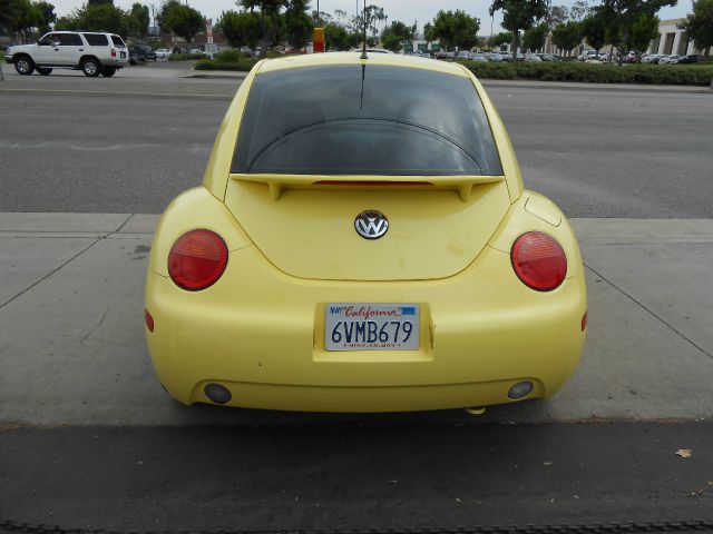 Volkswagen New Beetle Quad Cab 4x2 Shortbox XLT Hatchback