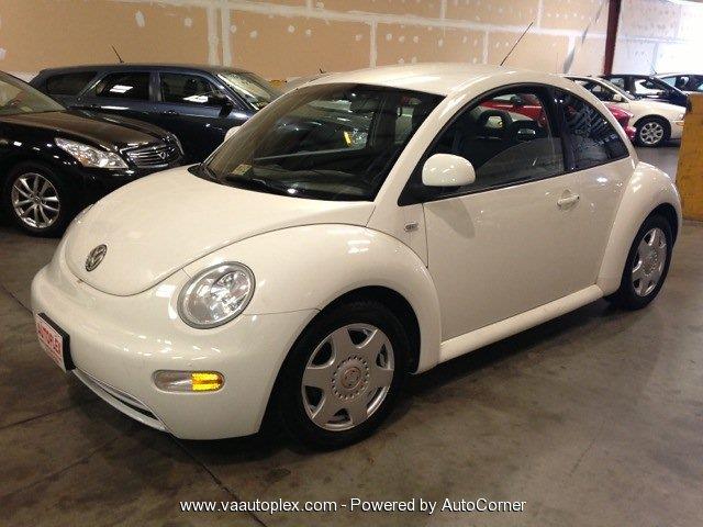 Volkswagen New Beetle 1999 photo 2