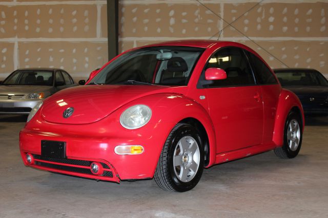 Volkswagen New Beetle 1999 photo 4