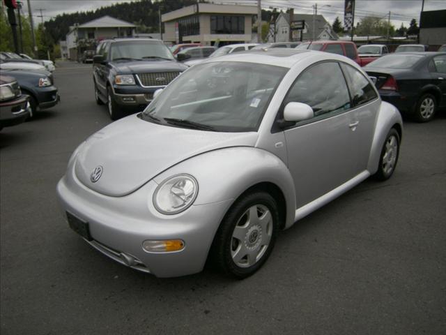 Volkswagen New Beetle SE Crew Cab 4WD FFV Coupe