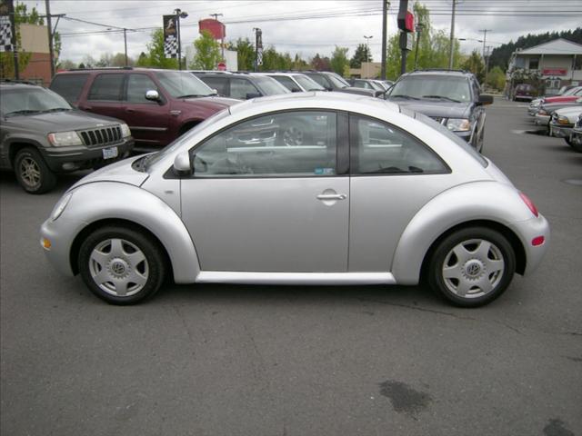 Volkswagen New Beetle 1999 photo 1