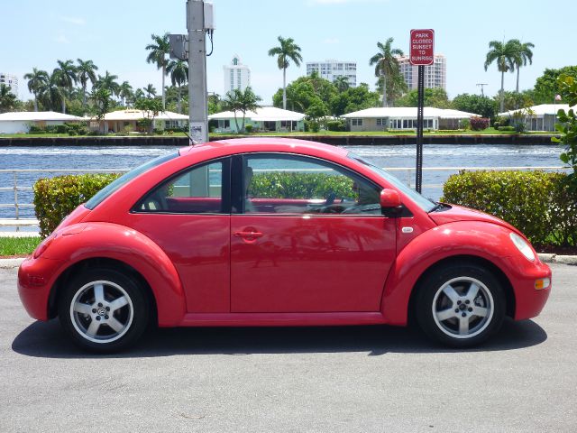 Volkswagen New Beetle 1999 photo 8