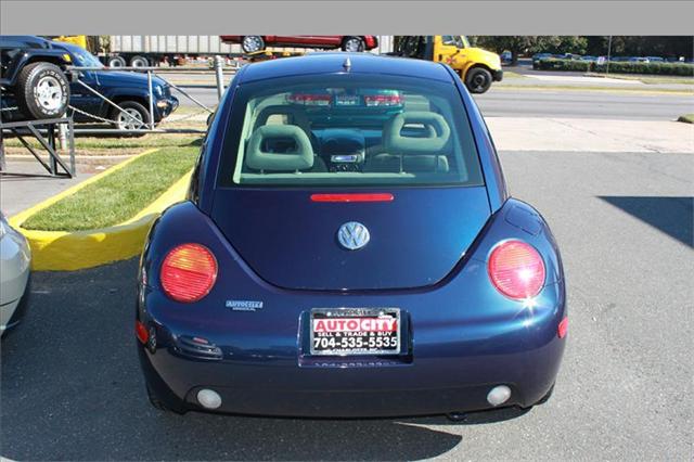 Volkswagen New Beetle 1999 photo 3