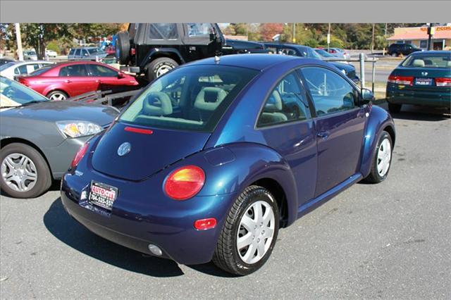 Volkswagen New Beetle 1999 photo 4