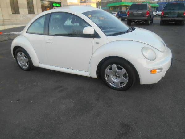 Volkswagen New Beetle 1999 photo 2