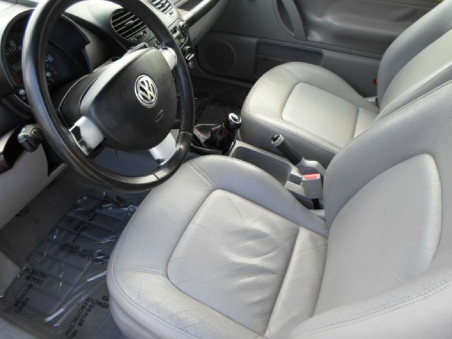 Volkswagen New Beetle Quad Cab 4x2 Shortbox XLT Hatchback