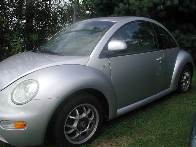 Volkswagen New Beetle 1999 photo 4