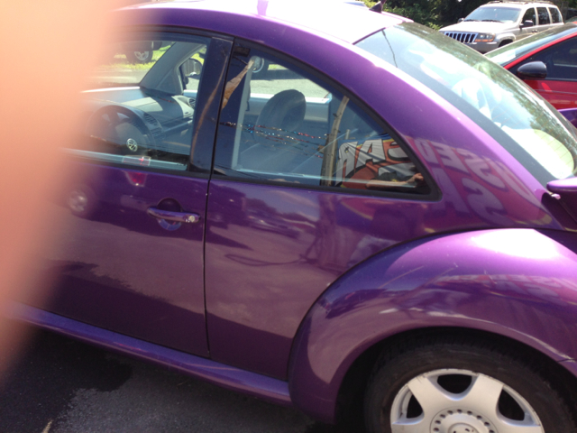 Volkswagen New Beetle 1999 photo 1