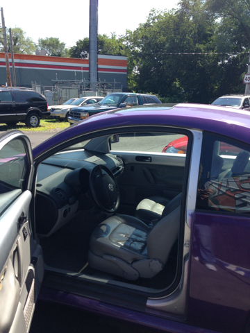 Volkswagen New Beetle 1999 photo 2