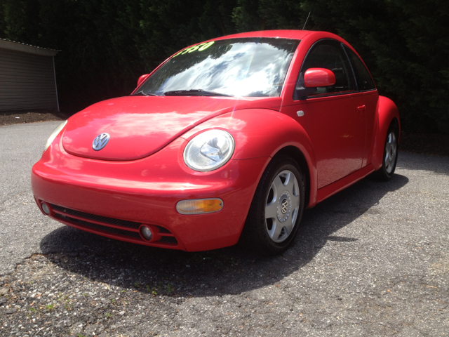 Volkswagen New Beetle 4dr 112 WB AWD Hatchback